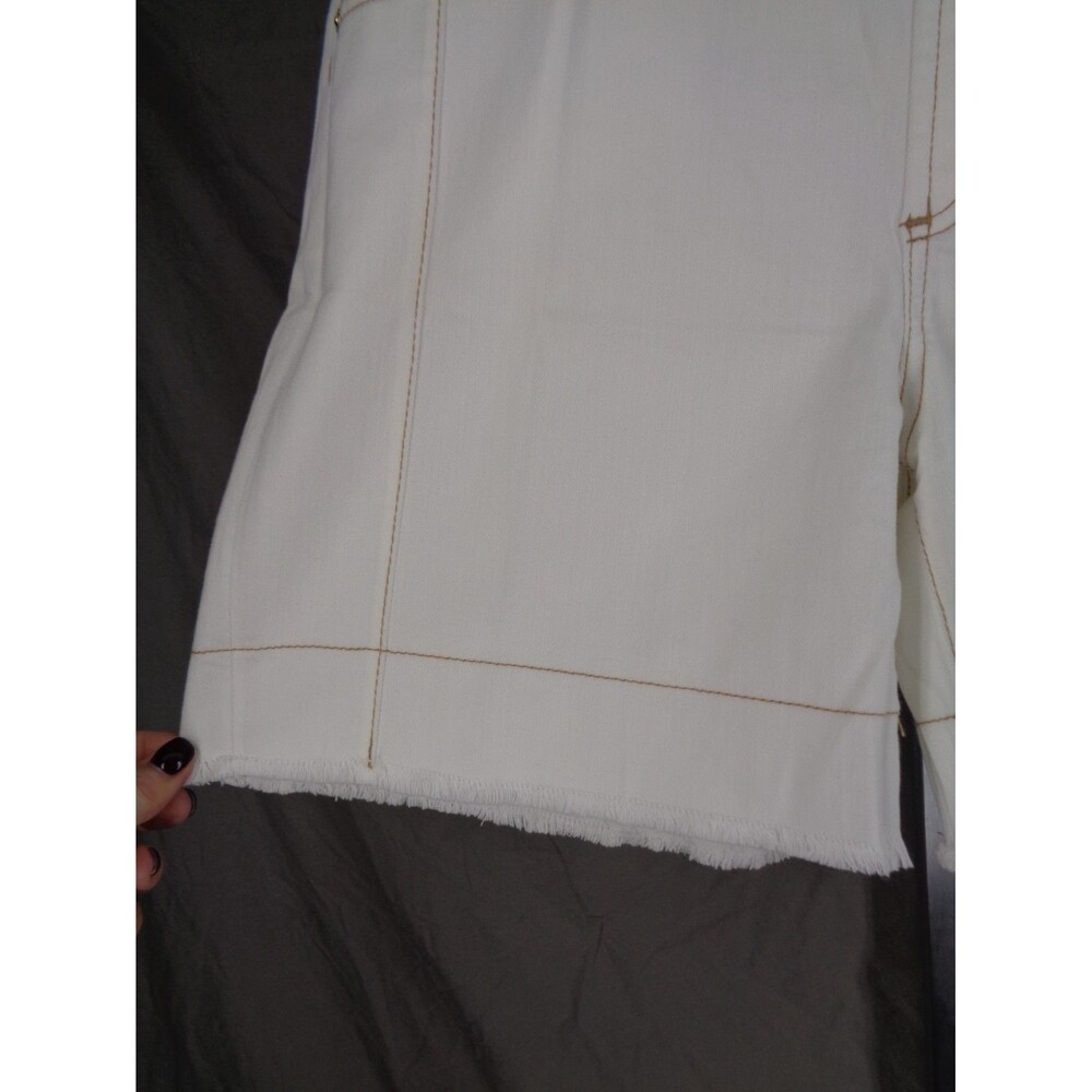 Chicos Alabaster Pull On Denim Shorts Coastal Beach Size 0.5 (6) Small New - Picture 7 of 12